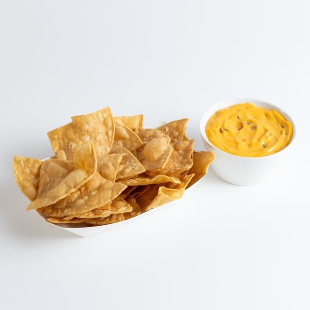 Chile Chips & Queso.